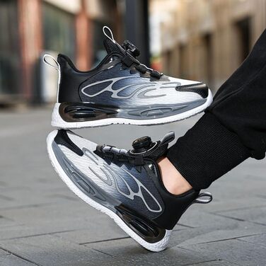 Дитячі спортивні кросівки для занять тенісом та бігом. Зручні сітчасті кросівки для хлопчиків. Сірий колір, розмір 32 EU