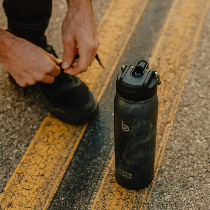 Термобутилка з нержавіючої сталі BOTTLE BOTTLE, спортивна пляшка для води зі соломинкою та регульованою кришкою, для щоденного використання, чорний камінь