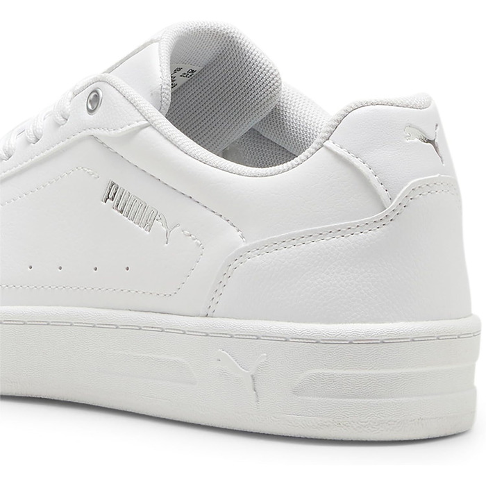 Жіночі кросівки PUMA Court Classy Basic — білі з сріблястим металіком, розмір 41 EU