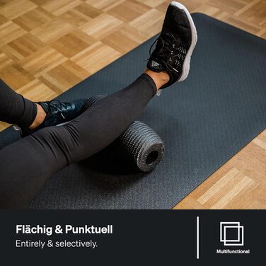 Масажний рол BLACKROLL® TWIN 30×13 см, середня жорсткість, для спини та регенерації, з вирізом для хребта, чорний, вироблено в Німеччині
