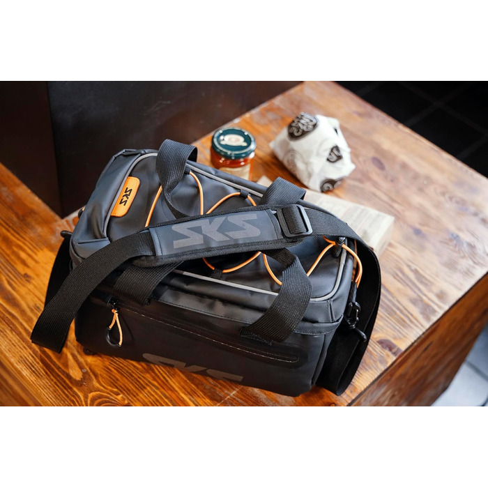 Велосипедна сумка SKS GERMANY Infinity TOPBAG на багажник, водонепроникна, знімний плечовий ремінь, MIK-сумісна, 7 л, чорна