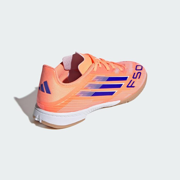 Дитячі футбольні бутси adidas F50 League Indoor для залу, розмір 28.5 EU, кольори: Beam Orange, Lucid Blue, Cloud White