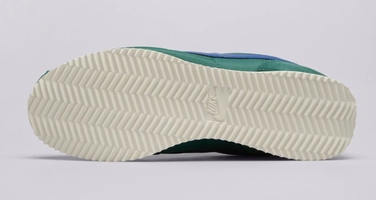Спортивні кросівки Nike Cortez для підлітків: модні, легкі та зручні