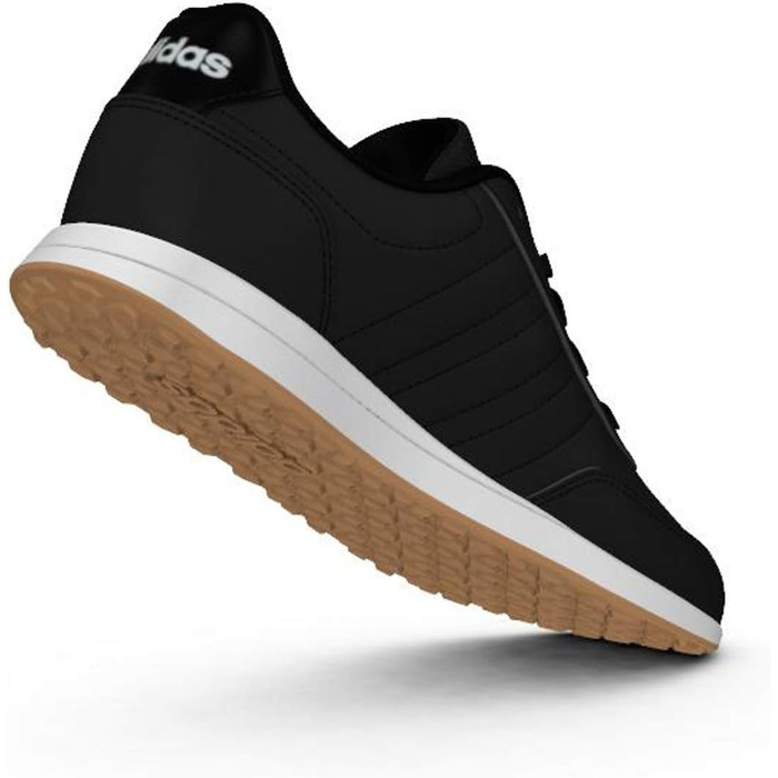 Дитячі кросівки adidas Vs Switch 2 K (35.5 EU, Чорний/Білий/Gum10)