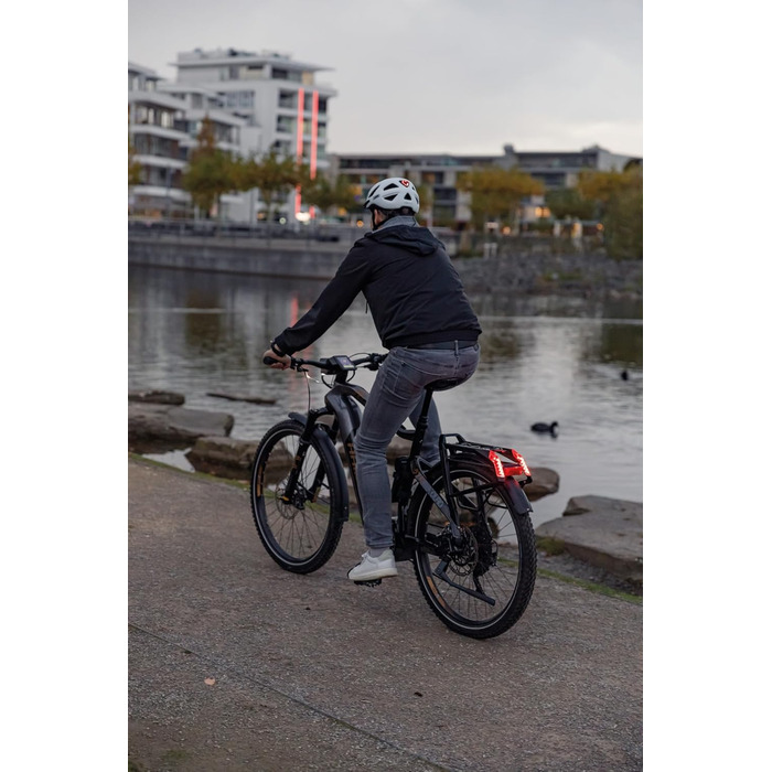Велосипедний шолом ABUS Urban-I 3.0 MIPS XL (61-65 см), з підсвіткою, захистом від ударів, магнітною застібкою, жовтий