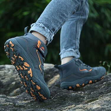 Дитячі трекінгові черевики для туризму та активного відпочинку: легкі, зручні, з неслизькою підошвою. Unisex модель для хлопчиків та дівчаток, розмір 34 EU, сірий колір.