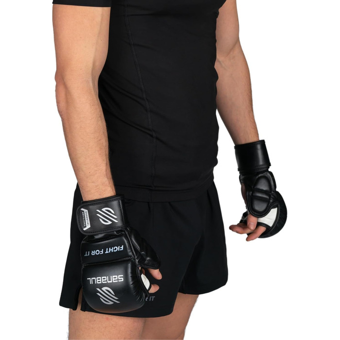 Рукавички для MMA Sanabul Essential 7oz Чорно-срібні (L-XL) - для спарингу та тренувань