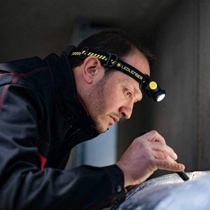 Ліхтар налобний Ledlenser H15R Work чорного кольору, універсальний розмір