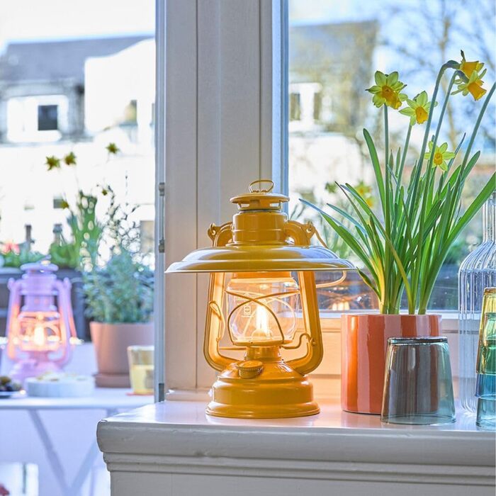 LED ліхтар Feuerhand Baby Special 276 Rosé - тепле світло, 18 днів роботи від акумулятора, Made in Germany