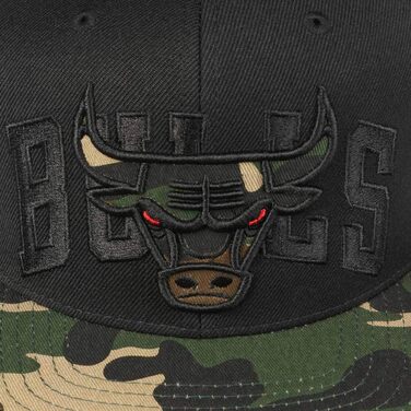 Кепка Mitchell & Ness Chicago Bulls Camo Чорна