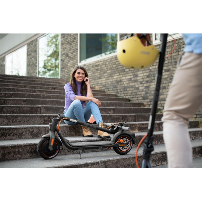 Електросамокат Segway-Ninebot F20D/F40D/F40D II для дорослих, з дозволом для доріг, швидкість до 20 км/год, запас ходу 20/40 км, дискові гальма