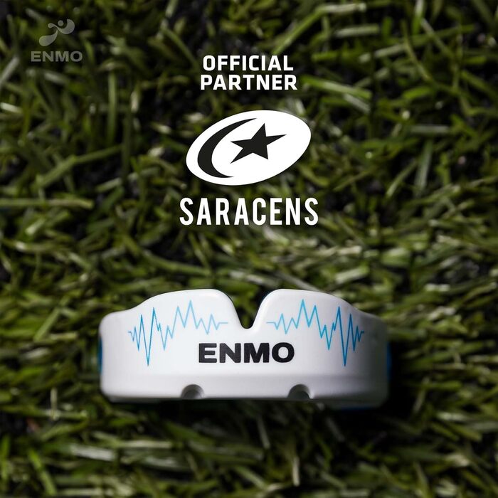 Захисна капа Enmo Maxilla Pro: для дорослих та дітей (10+), з чохлом. Підходить для регбі, боксу, хокею та контактних видів спорту. Капу з технологією Boil & Bite, тришаровий, з каналом для дихання. Білий/блакитний колір.