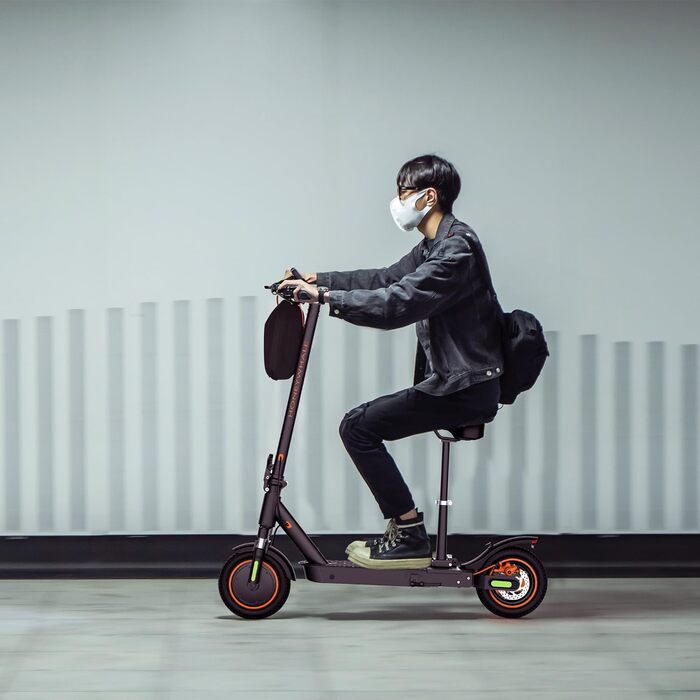 Електросамокат E-Scooter M2 Max, запас ходу 35 км, 10'' колеса, складаний, для міста та ком'ютерів