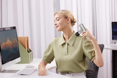 Масажний пістолет SKG F3 Lite Mini, 4 режими, 4 насадки, 3200 об/хв, USB-C, сріблястий