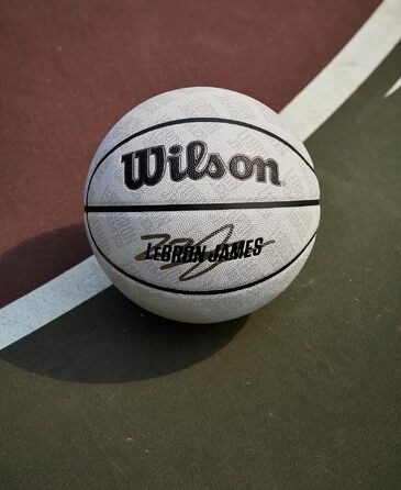 Баскетбольний м'яч Wilson NBA Player Icon UV James Design, сірий, розмір 7, з UV-захистом та текстурою Pure Feel