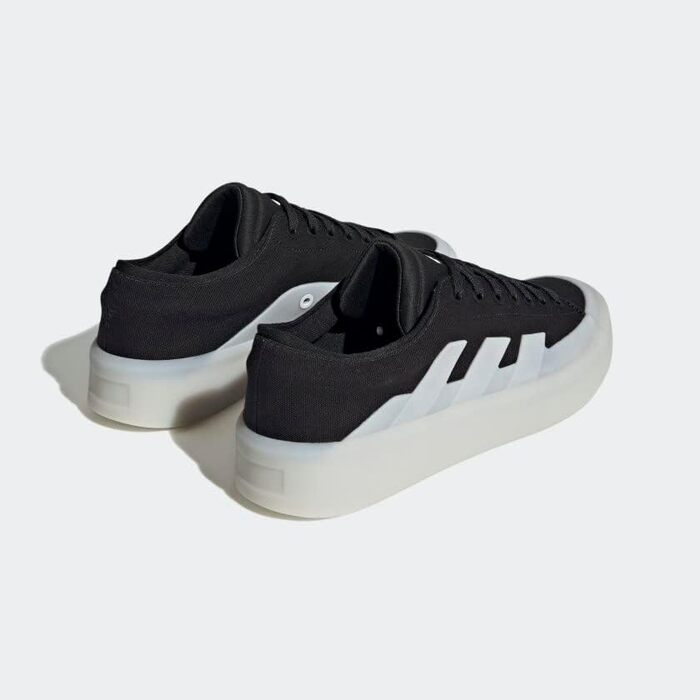 Чоловічі кросівки Adidas ZNSORED Shoes Low (45 EU, чорний/білий)