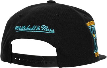 Кепка Mitchell & Ness Snapback NBA Core XI Chicago Bulls чорного кольору