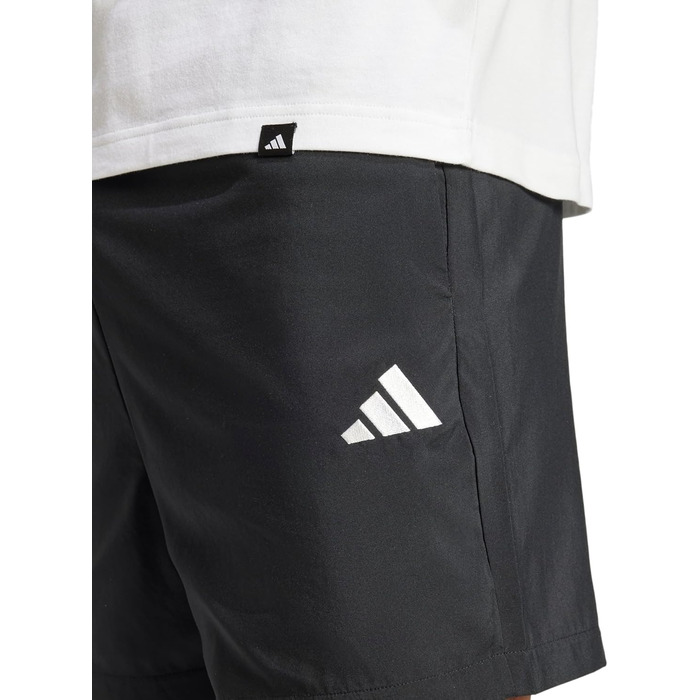 Чоловічі спортивні шорти adidas Essentials Small Logo Chelsea L, чорні з білим логотипом