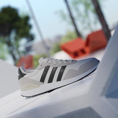 Чоловічі кросівки Adidas Run 60s 4.0 білі/чорні JR6622, розмір 43 1/3 EU
