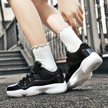 Кросівки баскетбольні для чоловіків та жінок, унісекс. Зручні кросівки для занять спортом, прогулянок та повсякденного носіння. Антиковзаюча підошва, легкі, розміри 36-45, білі, сині (чорні), 38 EU.