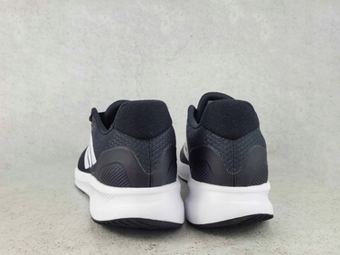 Жіночі кросівки для бігу adidas Runfalcon 5 W, чорно-білі (IE8589), розмір 36 2/3