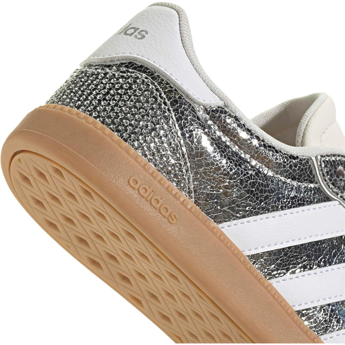 Жіночі кросівки adidas Breaknet Sleek (40.5 EU, сріблястий/білий, пісочна підошва)