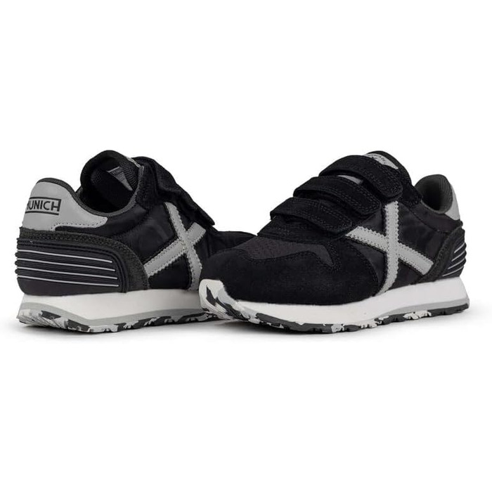 Дитячі кросівки Munich Massana VcoSneaker (30 EU, Чорний) – Унісекс