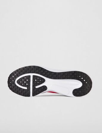 Кросівки Nike Revolution 8 для бігу та повсякденного носіння