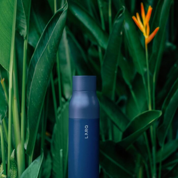 LARQ Bottle PureVis 500 мл – самочищувальна ізольована пляшка з нержавіючої сталі з UV-очищенням води, преміальний дизайн, для подорожей, багаторазова, синя