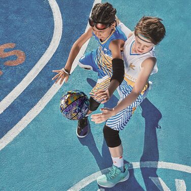 Баскетбольний м'яч Fantecia, розмір 5, з насосом. Ідеальний для вуличних тренувань, початківців, підлітків та дорослих. Матеріал: гума, дизайн: графіті