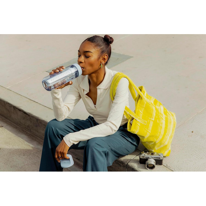 Пляшка LifeStraw Go з фільтром для води, BPA-free, для подорожей та щоденного використання, очищає від бактерій, паразитів, мікропластику, покращує смак