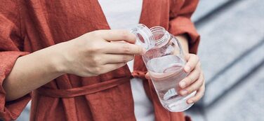 Пляшка для води KINTO 500 мл, бурштинова, пластикова