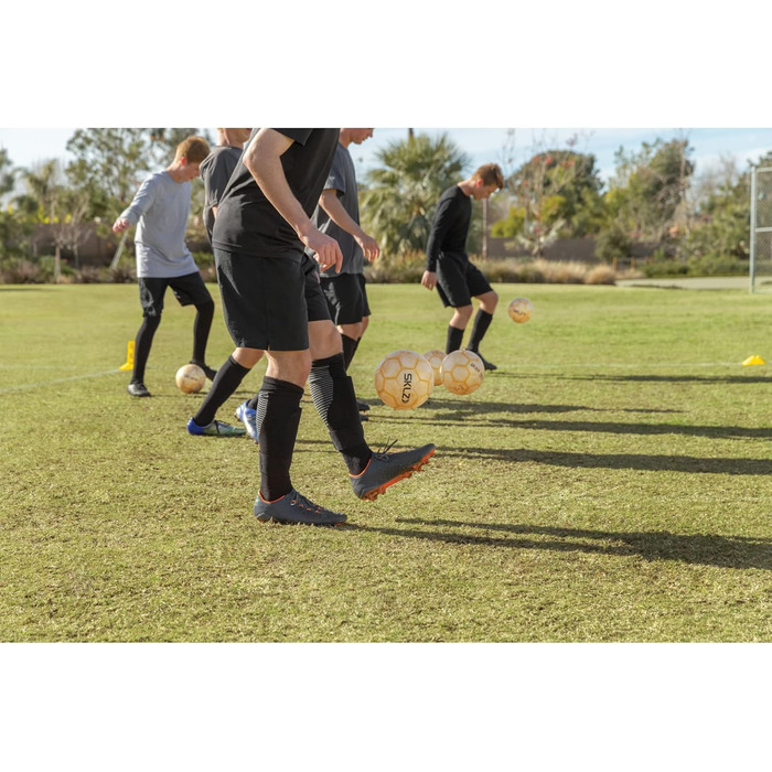 М'яч для футболу SKLZ Golden Touch, розмір 3, з обтяженням
