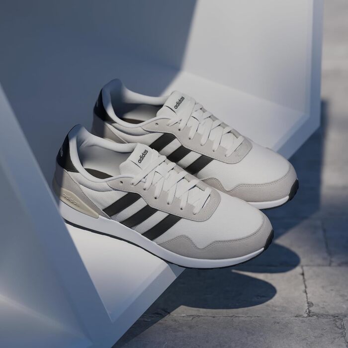 Чоловічі кросівки Adidas Run 60s 4.0 білі/чорні JR6622, розмір 43 1/3 EU