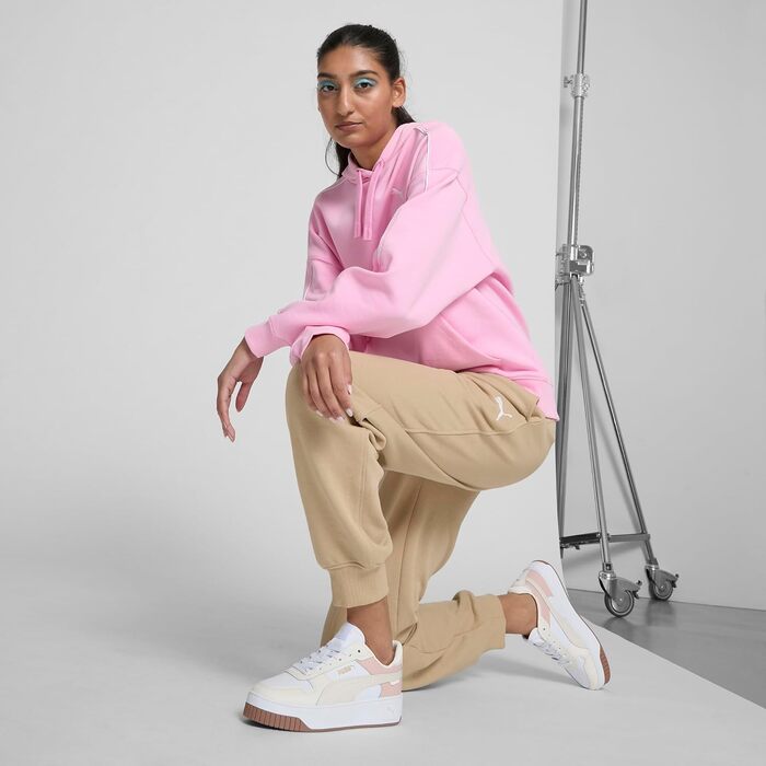 Жіночі кросівки PUMA Carina Street White-Alpine Snow-Frosted Ivory, розмір 39 EU